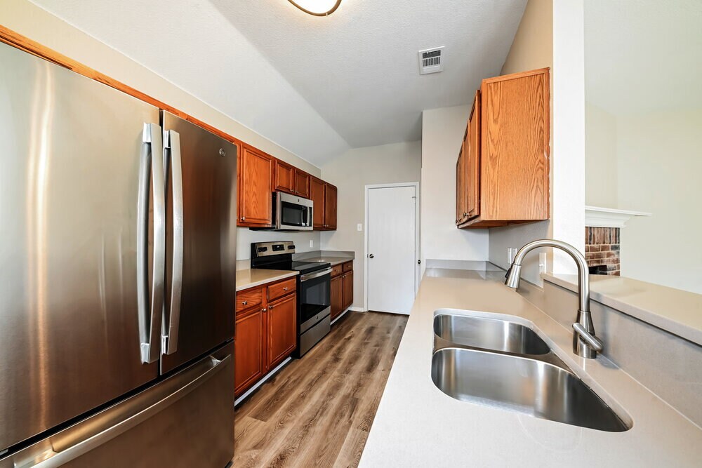 Building Photo - 1326 Misty Dr