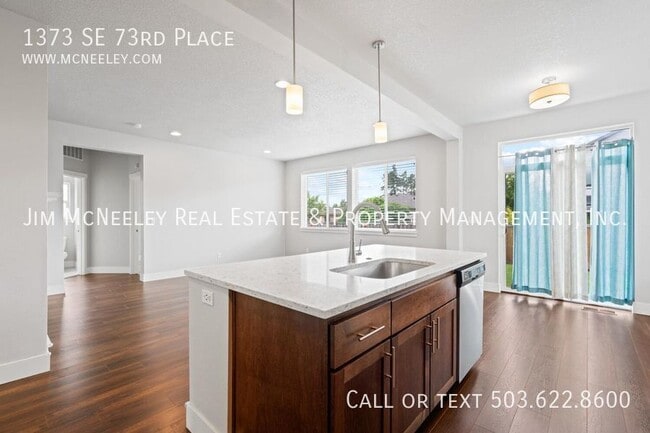 Building Photo - 1373 SE 73rd Pl