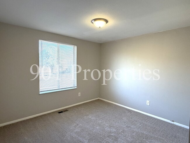 Building Photo - 6835 Autumnhill Ln