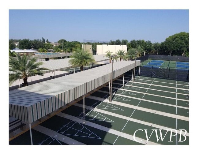 Building Photo - 26 Kingswood E