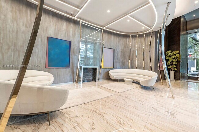 Building Photo - 1000 Brickell Plaza