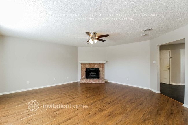 Building Photo - 2051 Vista Dr
