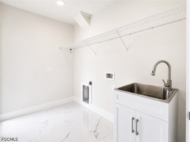 Building Photo - 3728 9th St W