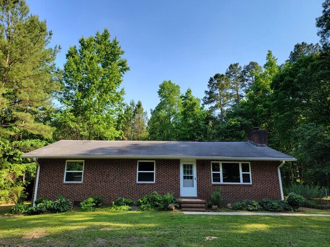 Building Photo - 1101 Lily Pad Ln