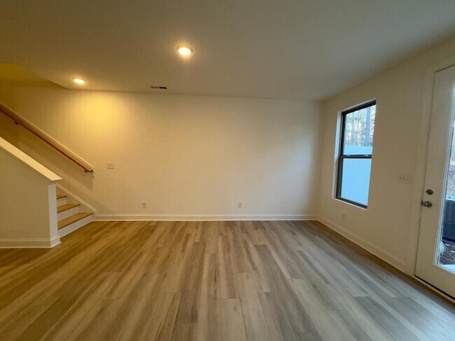Building Photo - 2126 Maggie Vly Dr