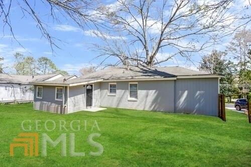 Building Photo - 1951 Meadow Ln