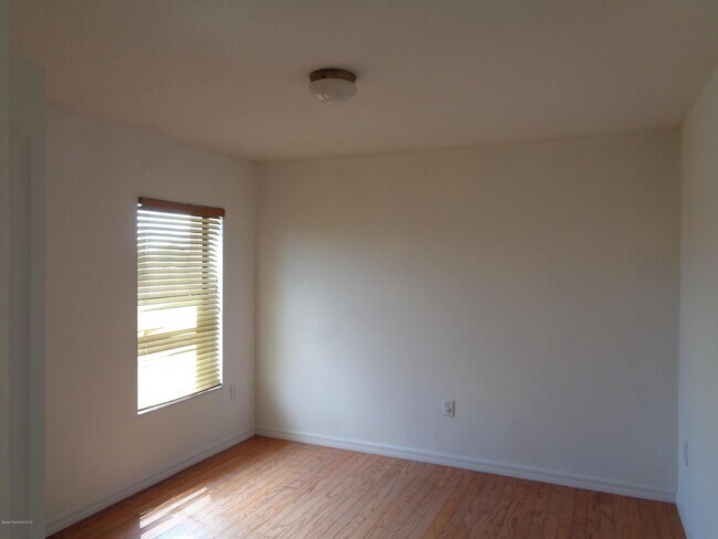 Building Photo - 3337 Hoofprint Dr
