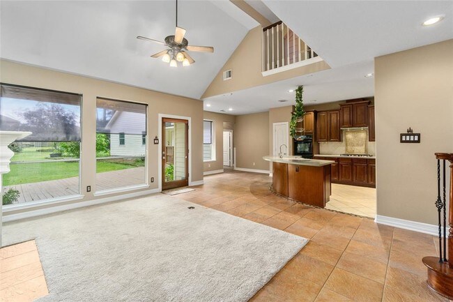 Building Photo - 905 Carriage Hills Blvd