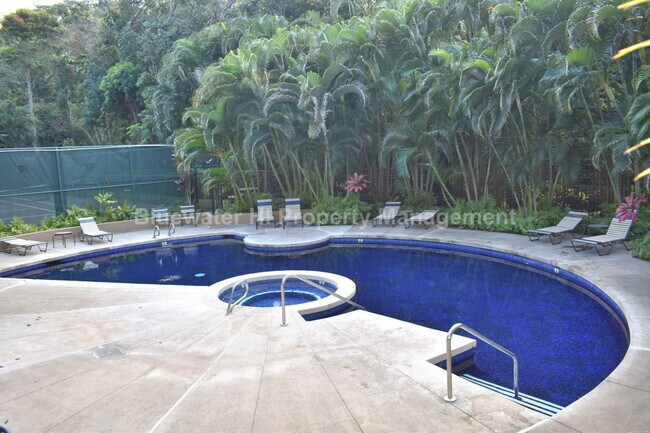 Building Photo - Craigside Furnished 2/2/2 (Nuuanu Area)