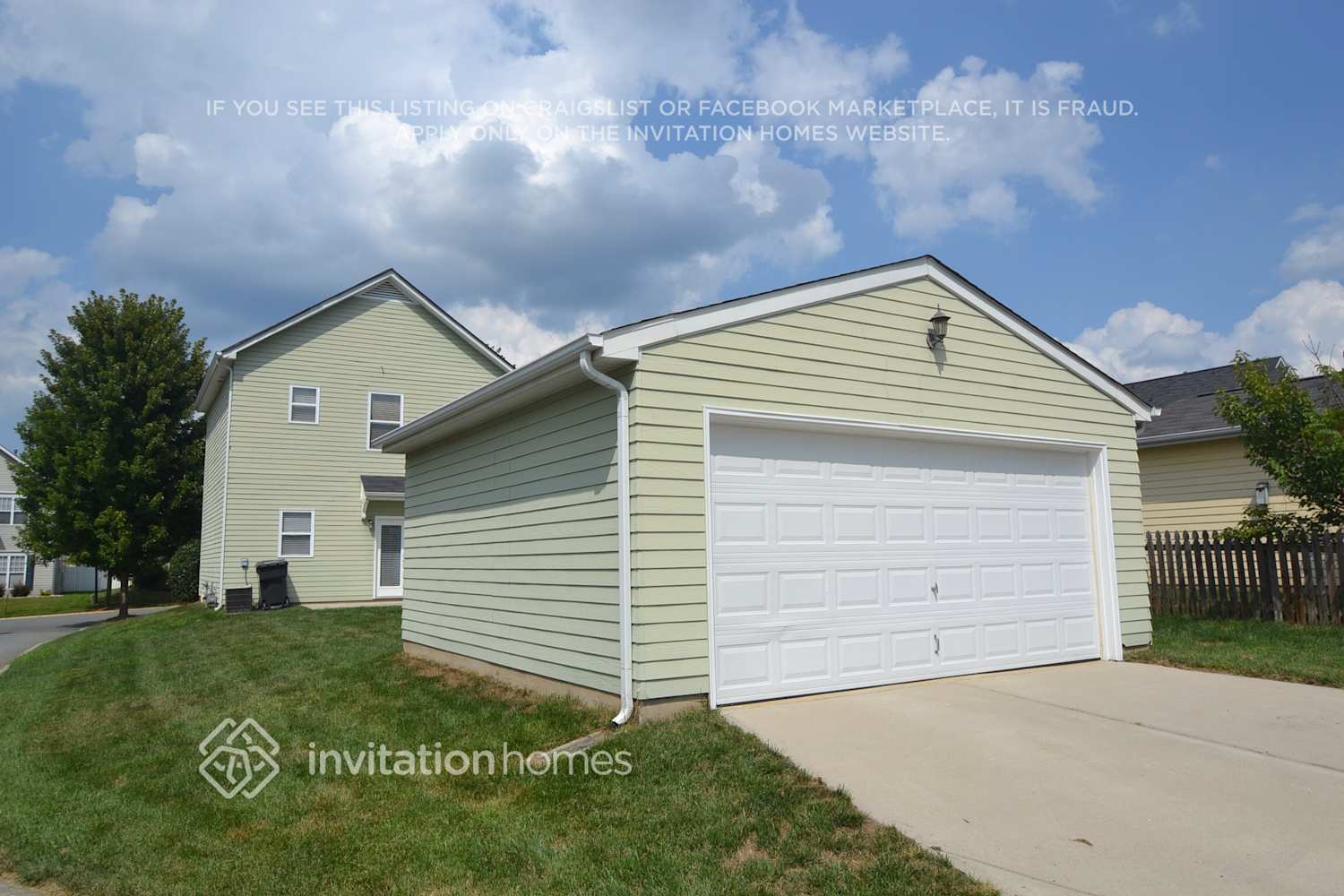 Building Photo - 13827 Carleen Way Dr