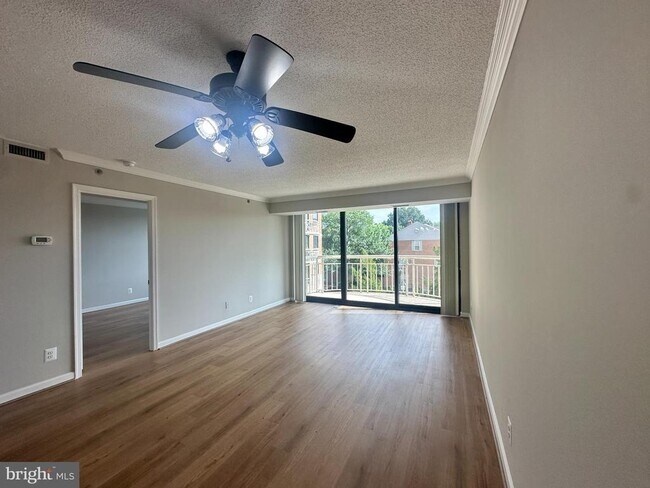 Building Photo - 1200 Braddock Pl