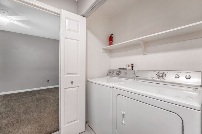 Building Photo - Light-Filled Dual-Suite Condo with Soaring Ceilings, Fireplace & Private Balcony in Amenity-Rich ...