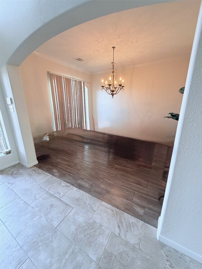 Building Photo - 14035 Mohave Way Dr