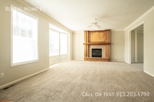 Building Photo - 18755 W 153rd Terrace