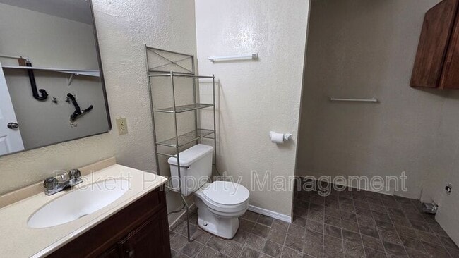 Building Photo - 8995 Hoot Ridge Ln NW