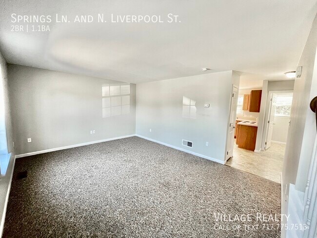 Building Photo - 155 Springs Ln