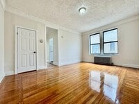 Building Photo - 138 Haven Ave