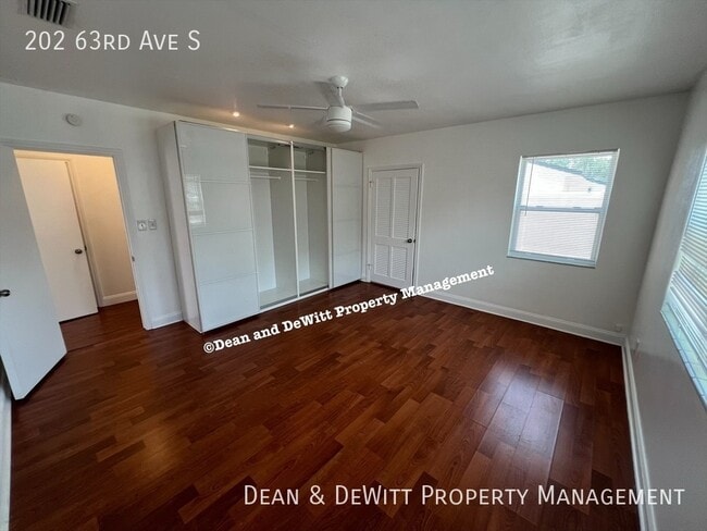 Building Photo - 202 63rd Ave S