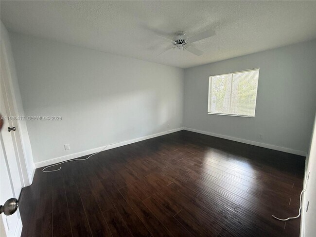 Building Photo - 18595 Egret Way