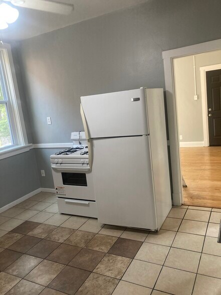 Building Photo - 4233 Meramec St