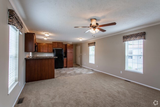 Single Wide Manufactured Homes - Lakeview Meadows