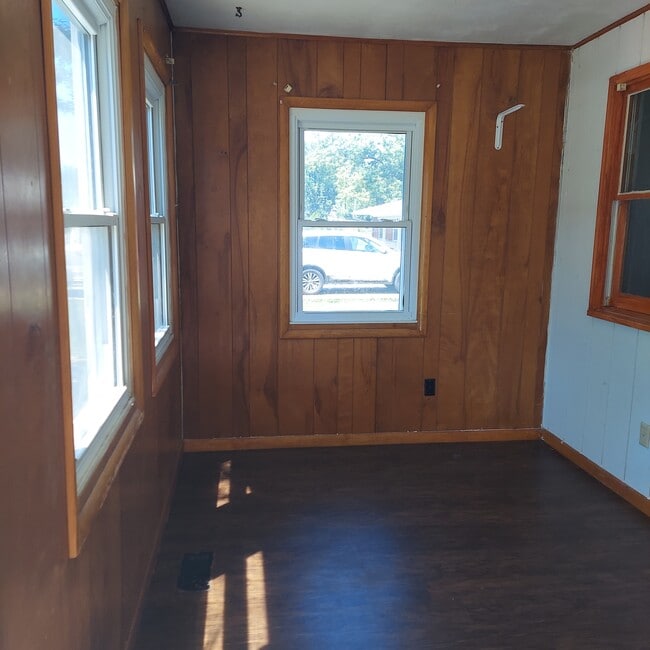 Building Photo - 525 Patton St