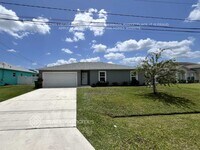 Building Photo - 2181 SE South Buttonwood Dr
