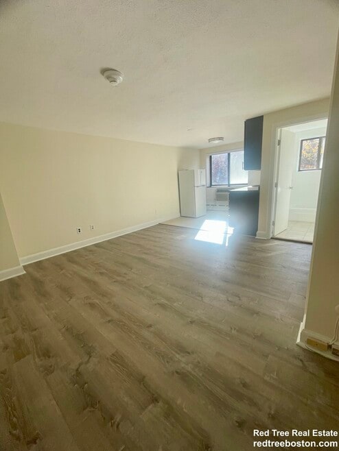 Building Photo - 15 Chester St