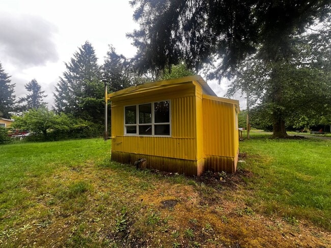 Building Photo - Cozy 2 Bedroom in Ferndale!