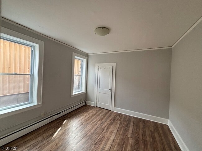 Building Photo - 230 Watchung Ave