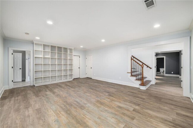 Building Photo - 4715 Westfield Dr NE