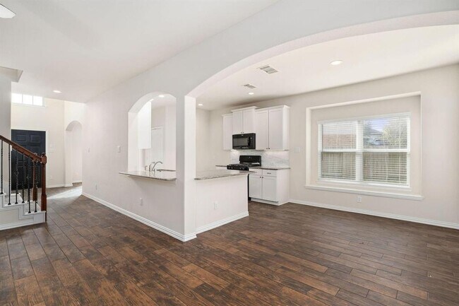 Building Photo - 24727 Lake Basin Ct