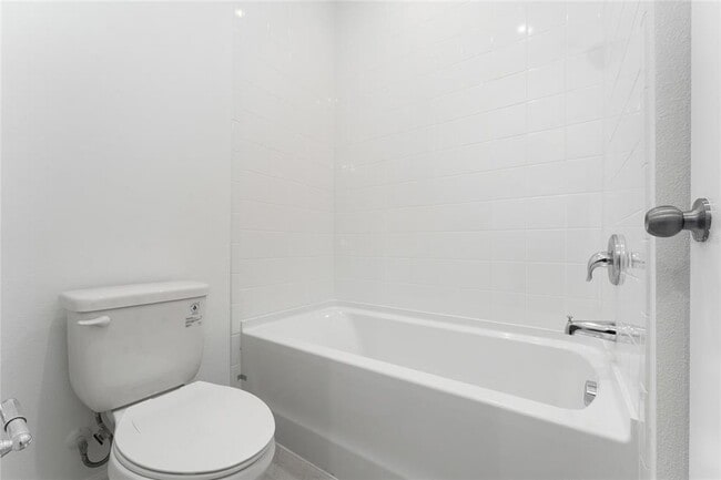 Building Photo - 2426 Celebration Blvd