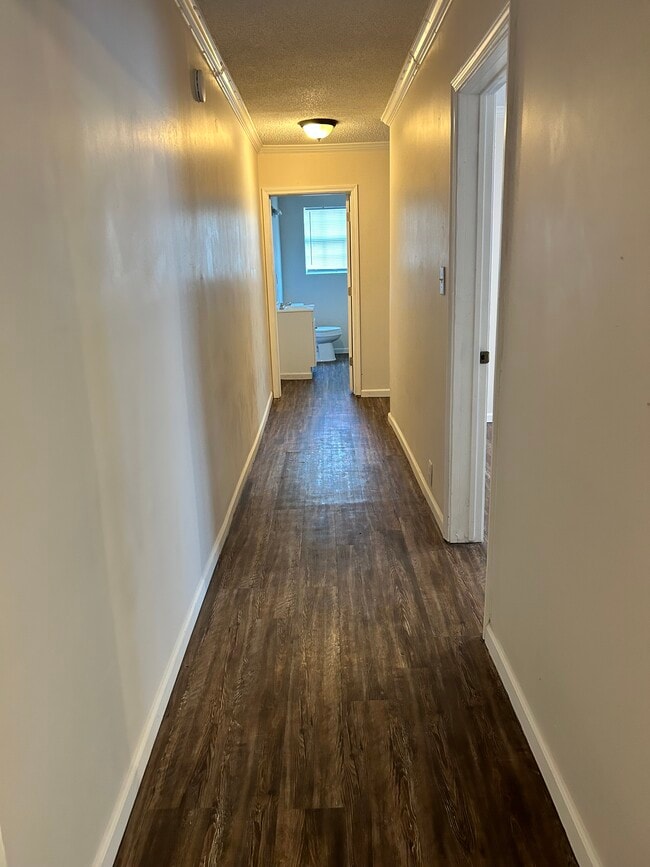 2BR, 1BA - 1200SF - Downstairs Unit- Hallway - Historic Mobberly Neighborhood Fourplex