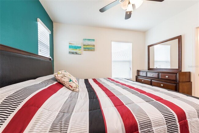 Building Photo - 5231 Wildwood Wy