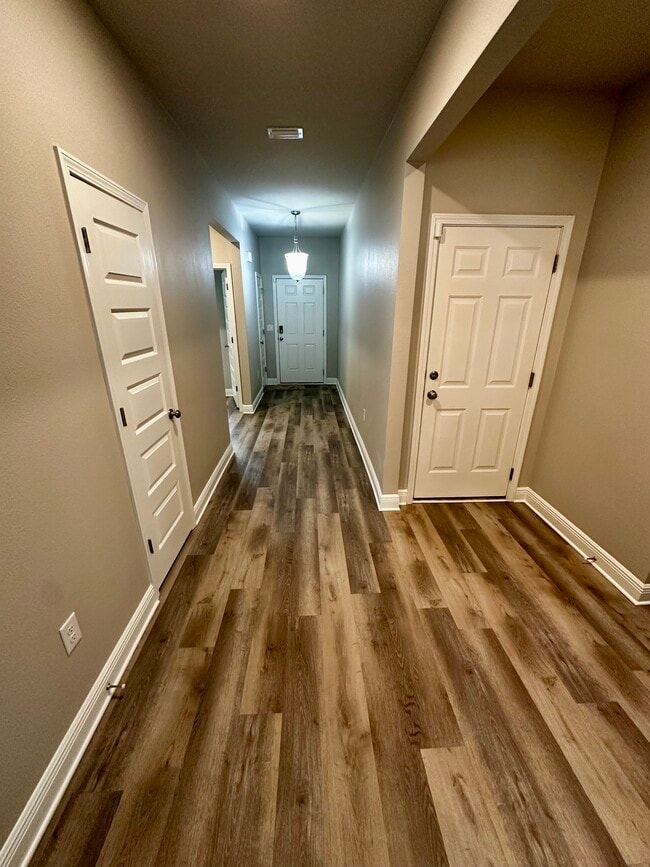 Building Photo - 24398 Alydar Lp