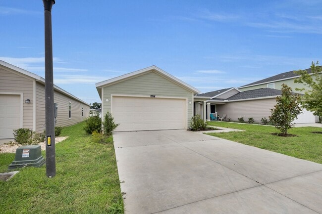 Building Photo - SW Ocala 3/2 Home in Marion Ranch