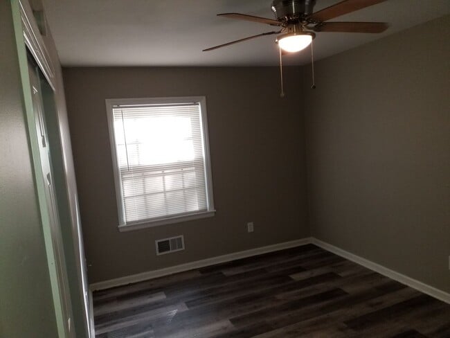 Building Photo - Coming Soon! South KC SF