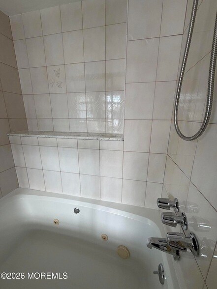 Building Photo - 3104 Sunset Ave