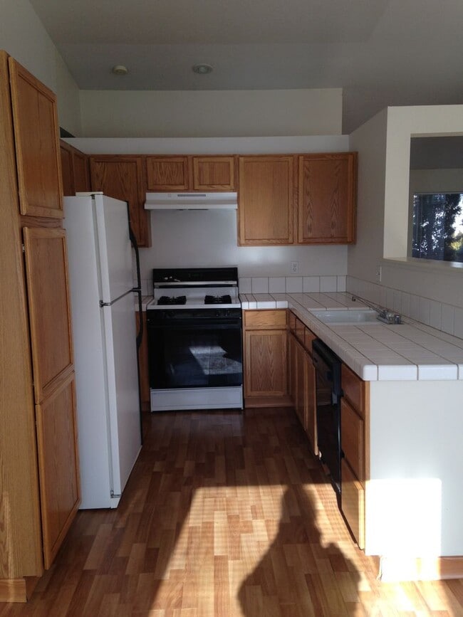 Building Photo - 8200 Shifting Sands Dr
