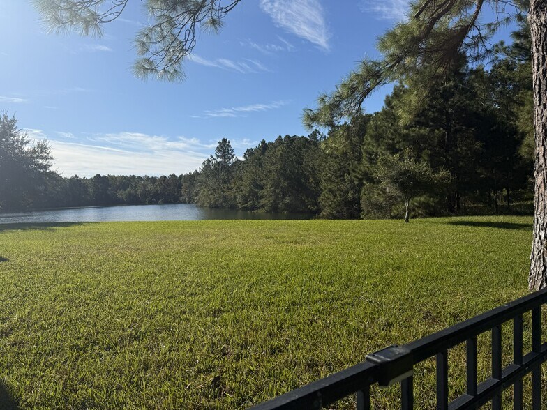 Building Photo - 944 Waverly Bluff Ct