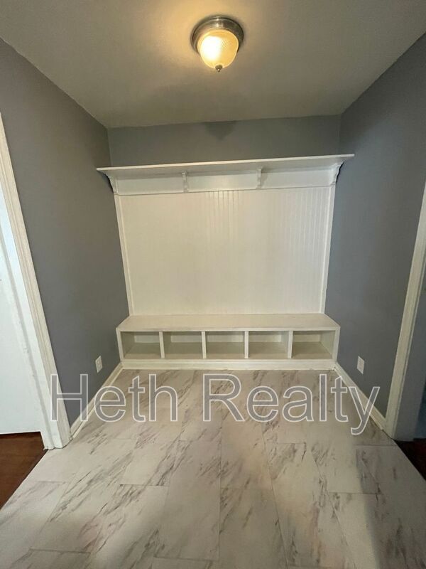 Building Photo - 2966 Remington St