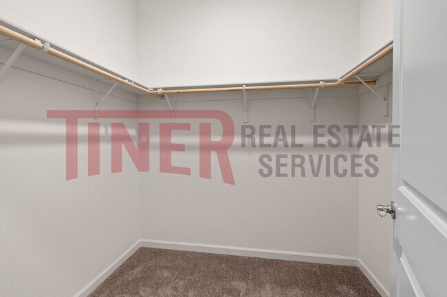 Building Photo - 8288 Schellhous Dr