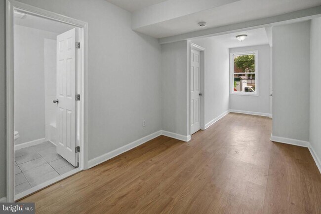 Building Photo - 182 36th St NE