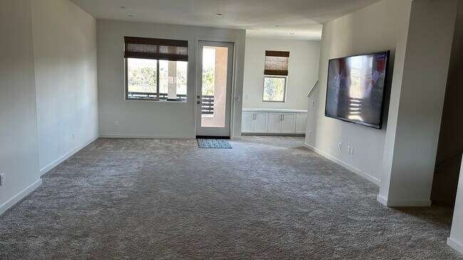 Building Photo - 26962 Via Caminata