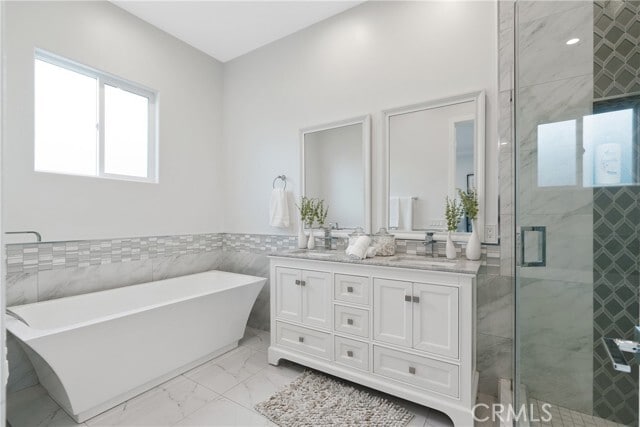 Building Photo - 19148 W Oxnard St