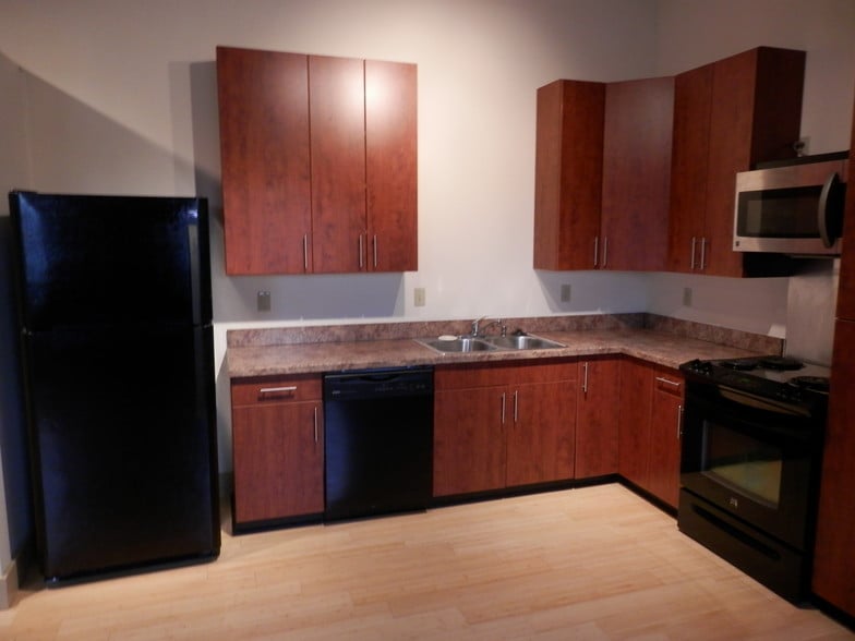 Kitchen - Stevedore Lofts