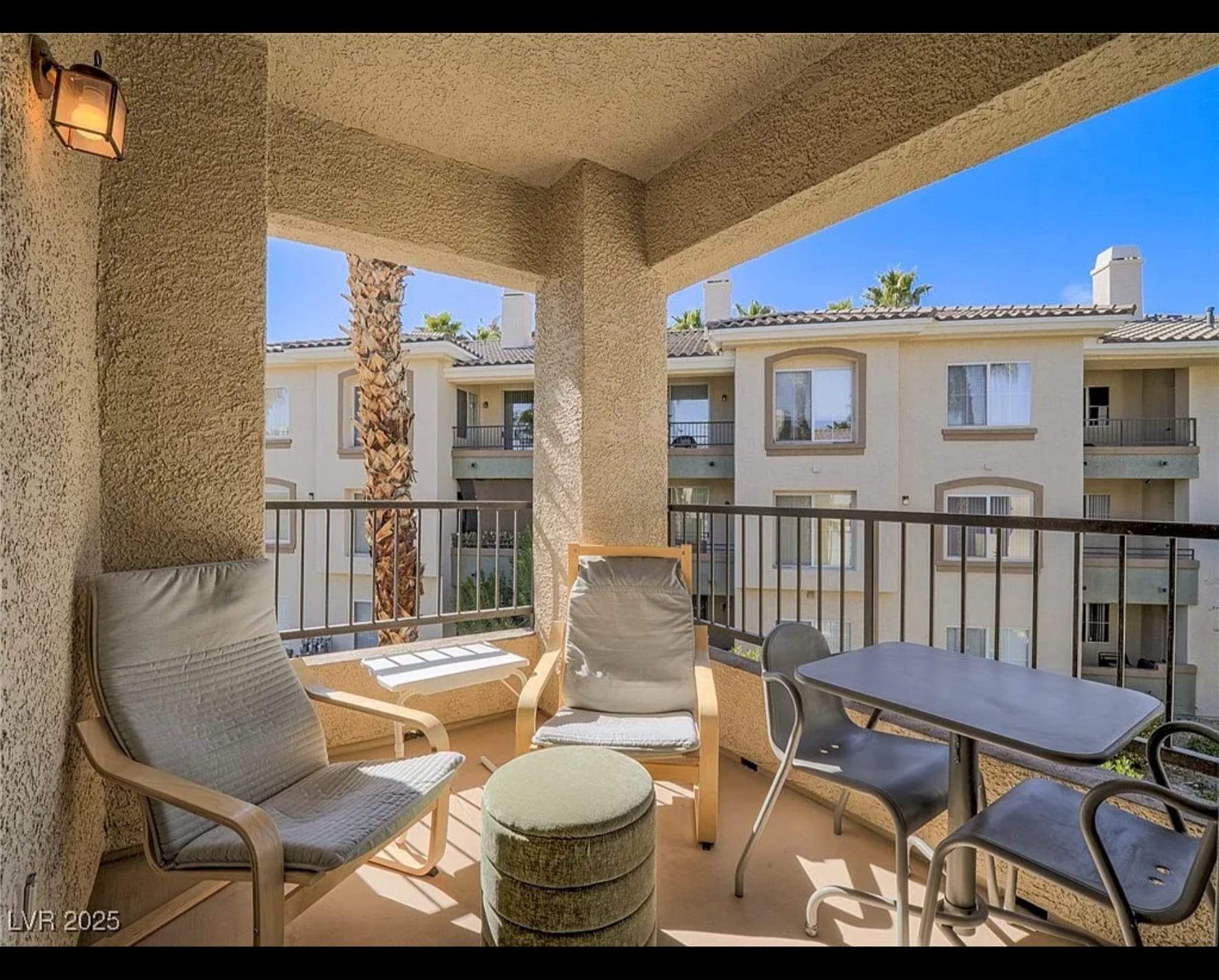 Building Photo - 7111 S Durango Dr