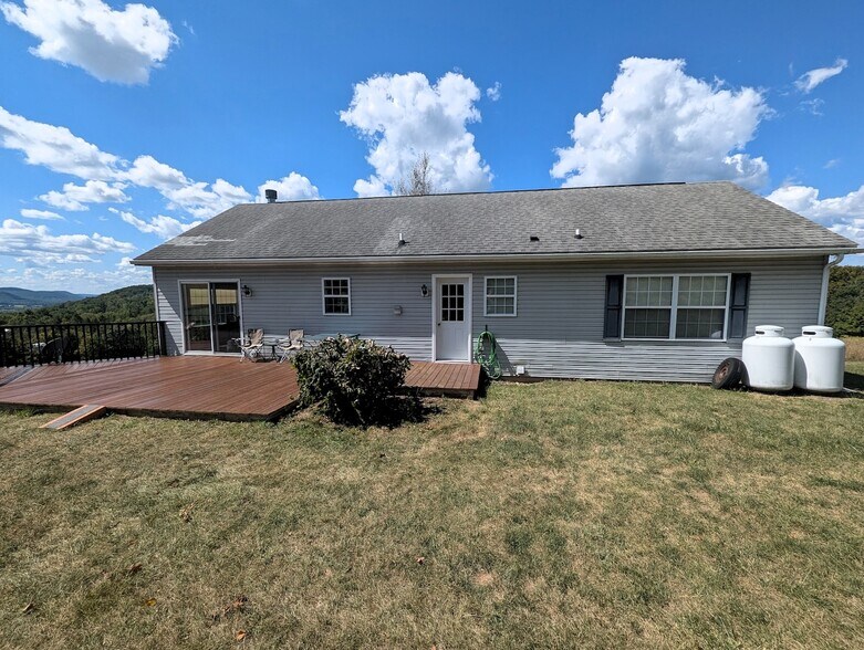 Building Photo - 7778 Whitehead Hill Rd