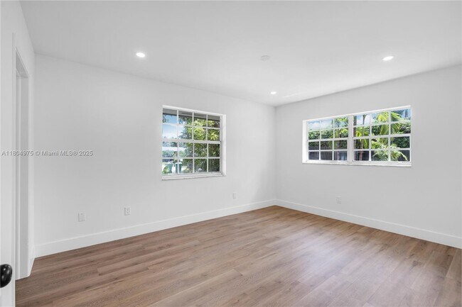 Building Photo - 9730 SW 161st St